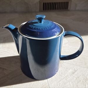 Brand New Le Creuset Grand Teapot